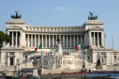 Szállás Róma - Piazza Venezia emlékmű